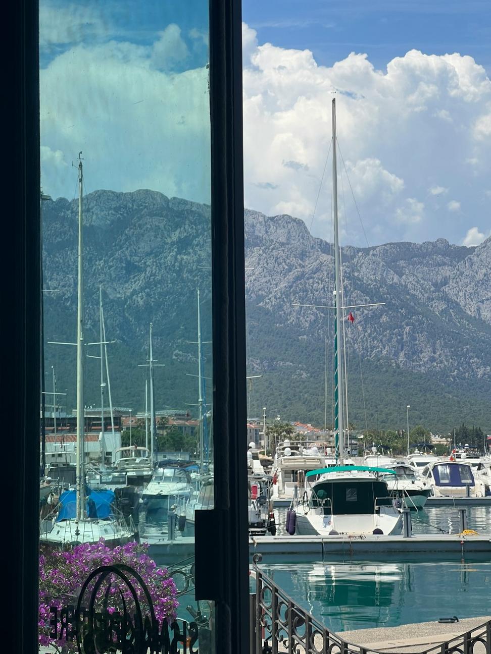 Premium Lake View Room